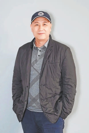 一方藻井折射电影大千世界