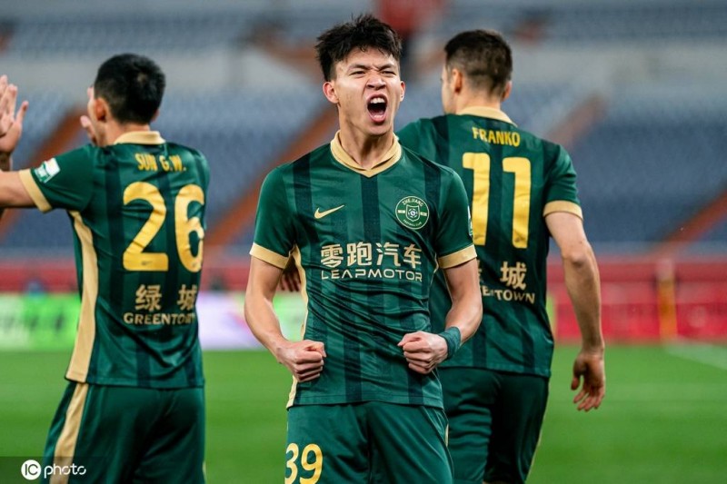 曝几支德法球队有意签约王钰栋 全运会后他将考虑留洋