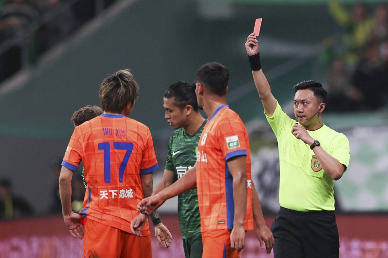 泰山瑟瑟发抖！中超裁判安排：麦麦提江+唐顺齐执法焦点战